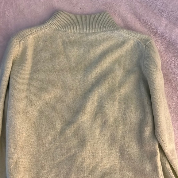 Preswick and Moore 100% Cashmere sweater, pale green. - Picture 3 of 3